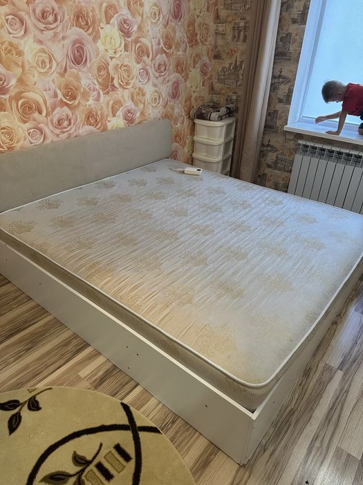 Кровать 220*200 продается