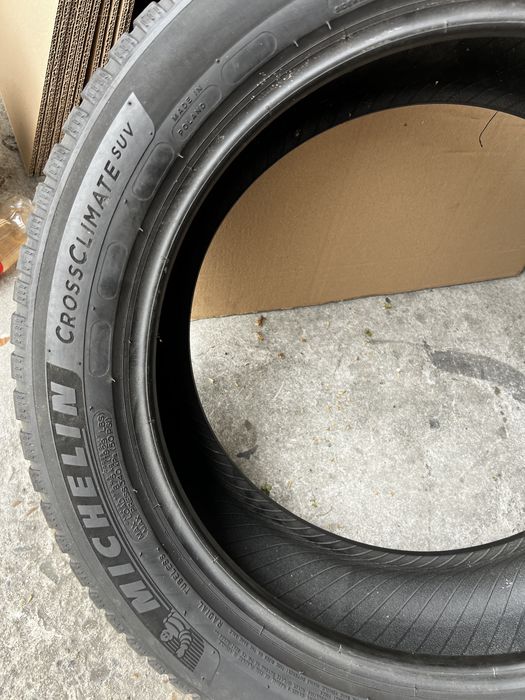 2 anvelope M+S 235/50/19 , Michelin , DOT 2021