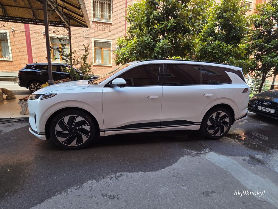 Dongfeng 008 бизнес класса 2025 йил