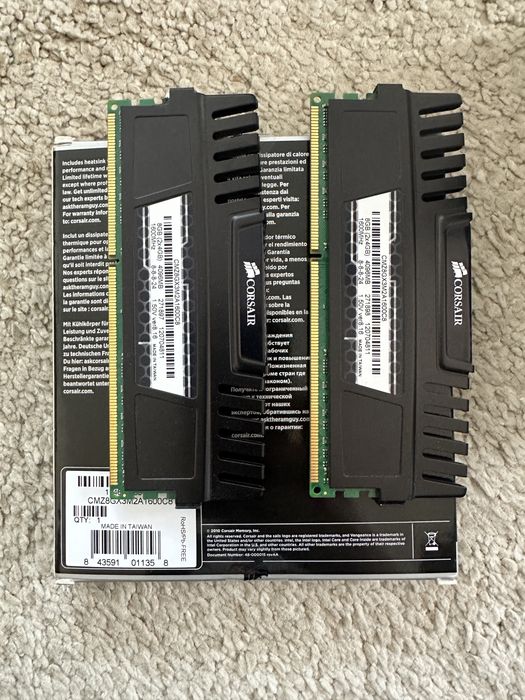 RAM Corsair Vengeance kit 2x4gb CL8 - 1600mhz