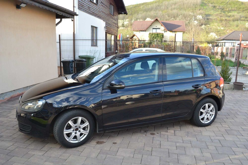 VW Golf 6 2.0 Diesel, cutie manuala
