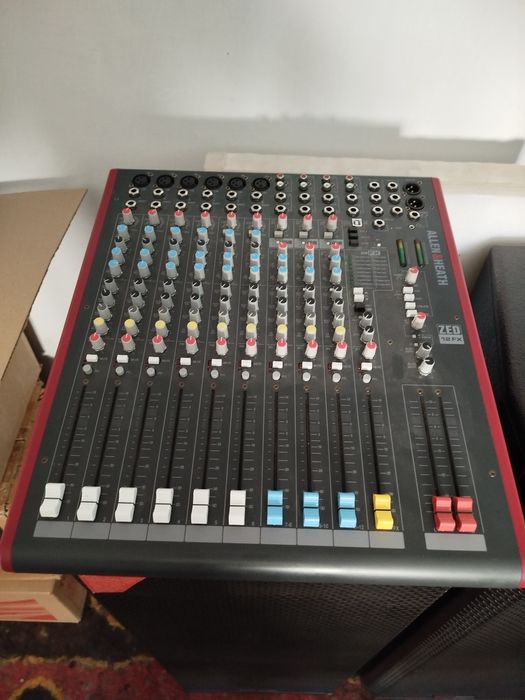 Музыкальная аппаратура