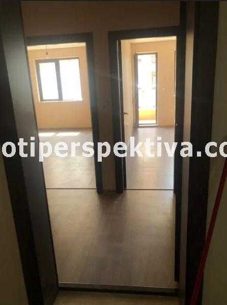 Продава се Двустаен апартамент в Пловдив, Христо Смирненски - 65 кв.м за 2040 €/кв.м - Снимка #4