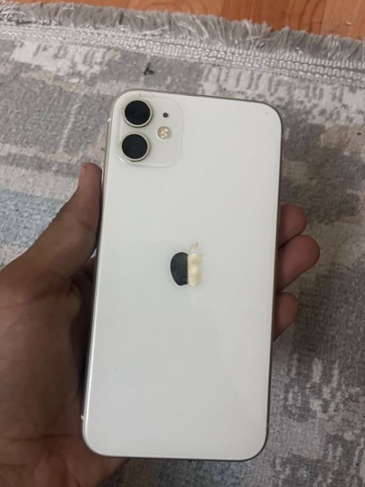 продается Iphone 11