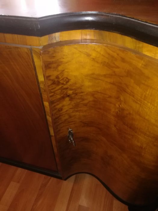 Mobila veche in stare buna