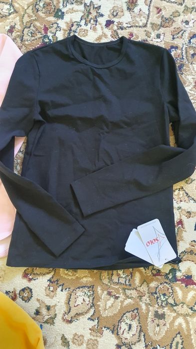 Маечки, кофточки , одежда для девочки