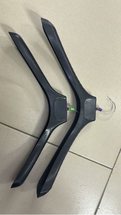 Вешалки, прищепки, плечики