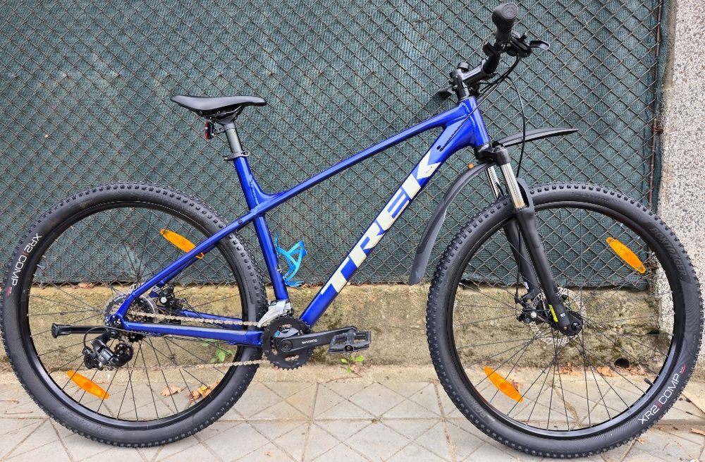 Trek Marlin 4 29 цола XL размер рамка Дискови спирачки Tektro Алуминиев велосипед 2х7 скорости