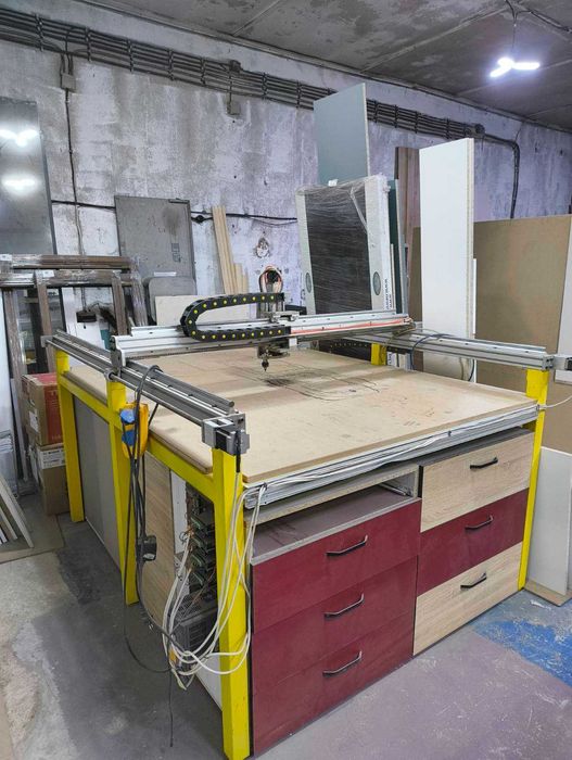 CNC Рутер за дървообработване