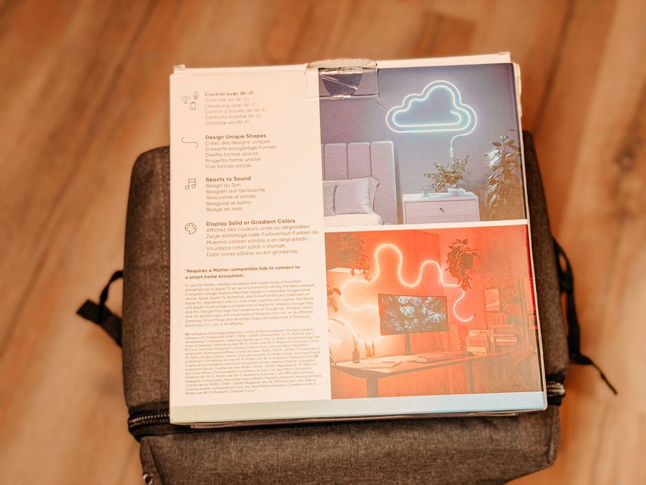 Banda led RGB Nanoleaf 5 metri cu controler