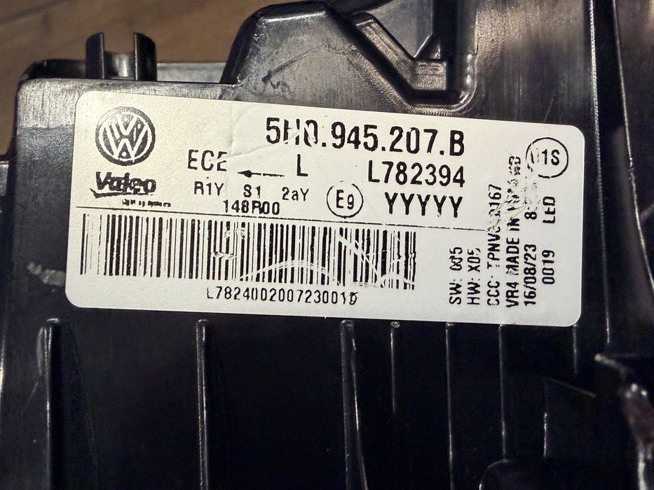 IQ Light vw golf 8 VIII стопове facelift