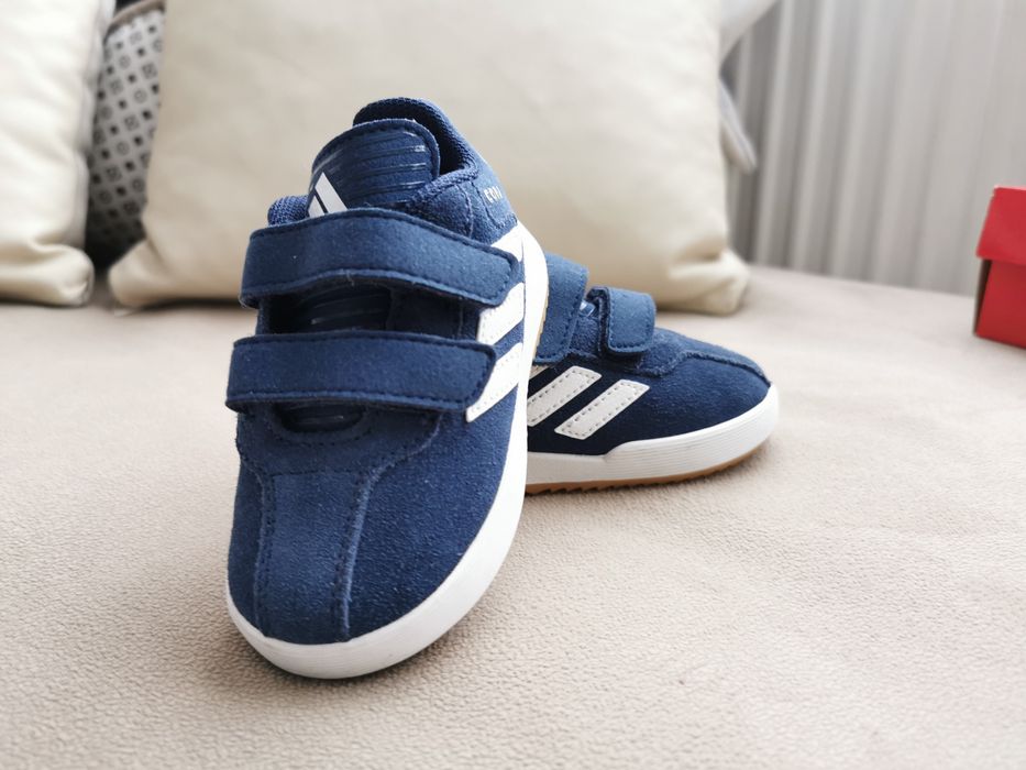 Детски маратонки Adidas 21