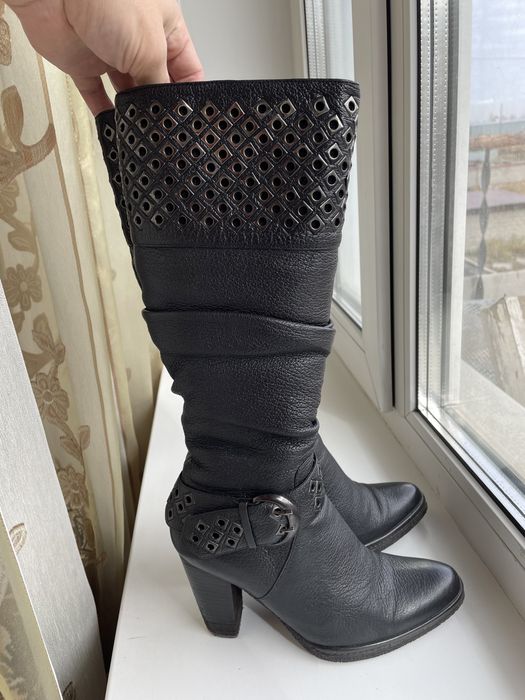 Женские сапоги Poliui