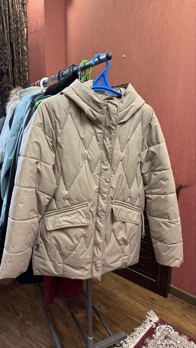 Куртка женская в идеальном состоянии