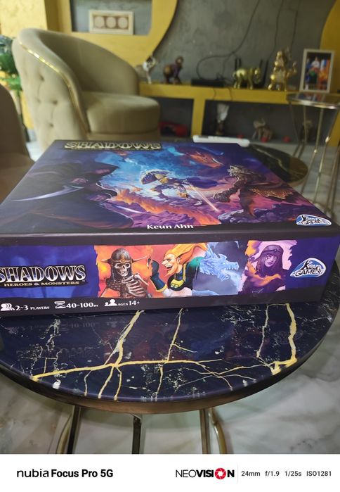 SHADOWS Heros & Monsters