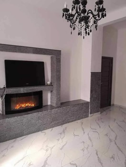 Vand schimb apartament la parter zona Gara De Nord