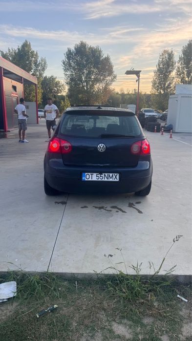 Golf 5 1.6 mpi!!