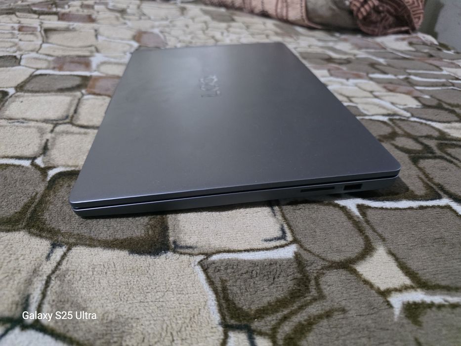 Lenovo LOQ 15ARP10