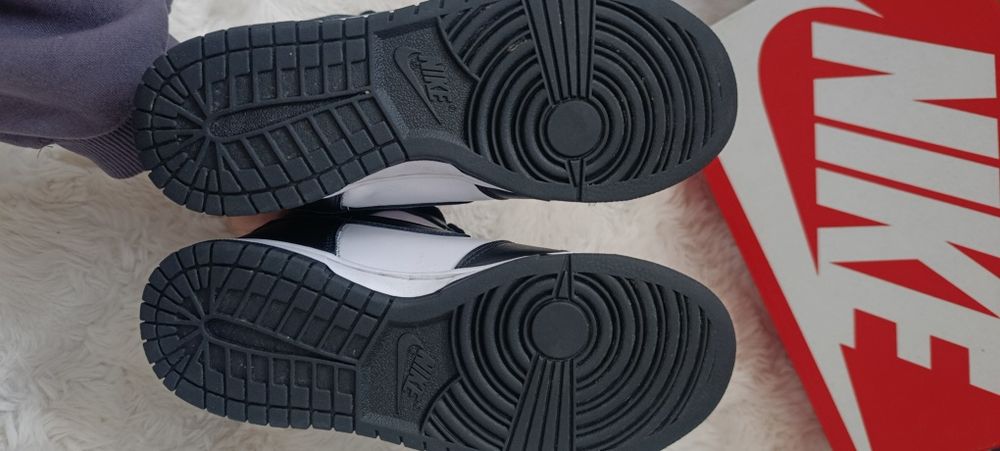 Оригинални Nike кецове