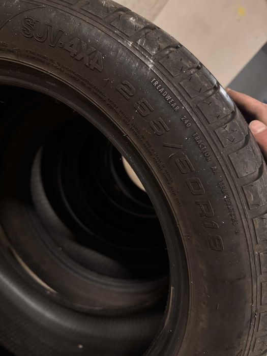 255/50/19 летни гуми