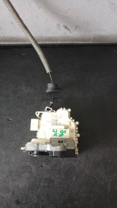 Broasca usa stanga spate q3 8k0839015h