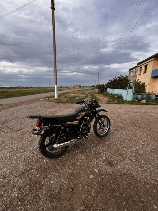 мотоцыкл сузуки гсх 200