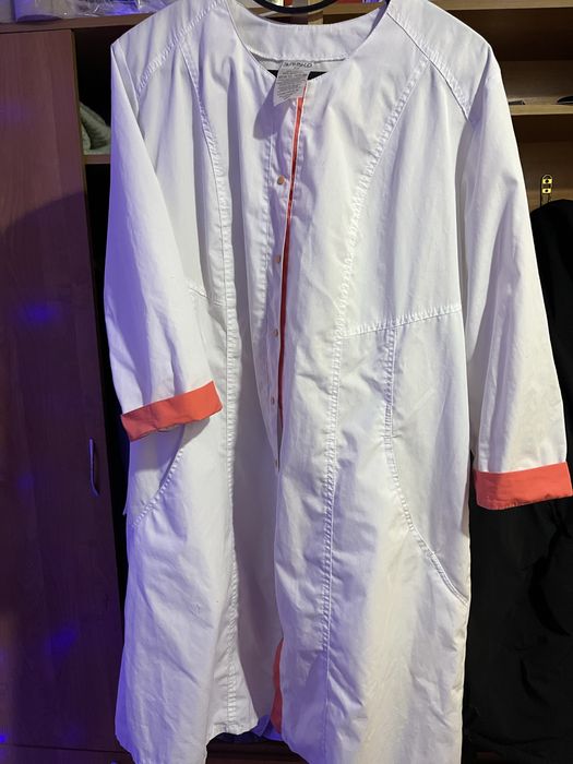 Медицинские халаты