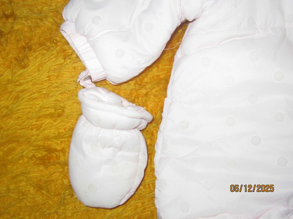 Бебешка космонавтка/ескимос/ absorba