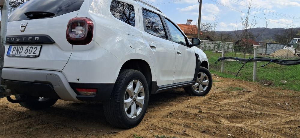 Dacia Duster 4x2 an 2018 motor 1200cm 125cp Benzina