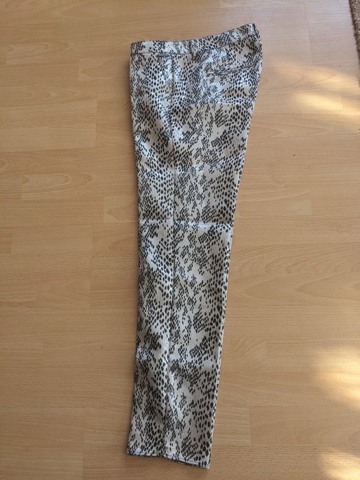 Pantaloni Guess, marimea 38