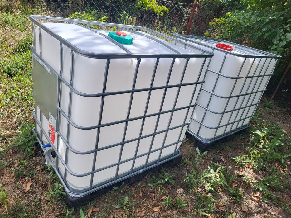 Vând butoaie IBC 1000l  impecabile ca noi!