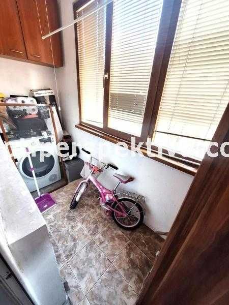 Продава се Тристаен апартамент в Пловдив, Кършияка - 65 кв.м за 1035 €/кв.м - Снимка #9