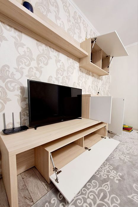 Стенка-горка в гостиную