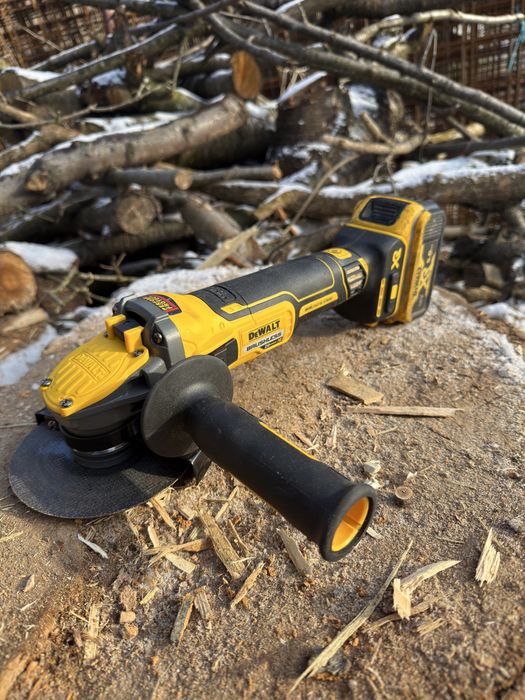 Flex Polizor unghiular DeWalt XR DCG409 pe acumulator in stare buna