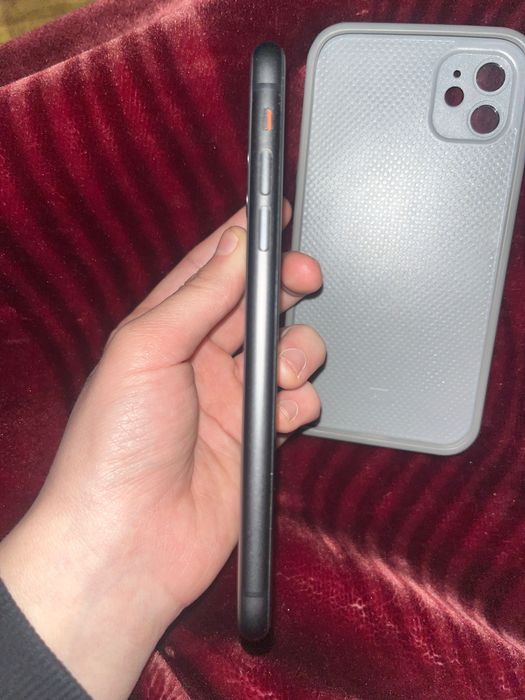 iPhone 11 64 гб от