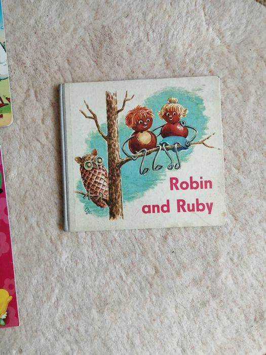 Разпродажба на детски книжки - цени от 2 до 4 лв за брой