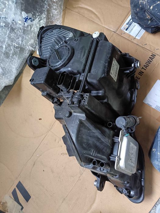 Фар за Мерцедес Е клас w212