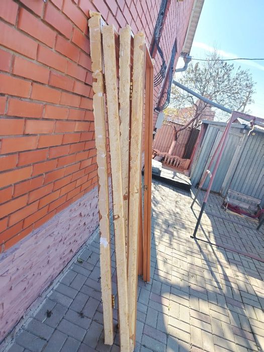 Продам двери с косяками бу