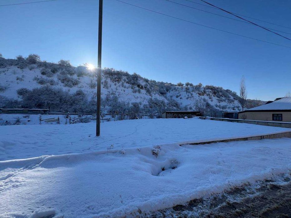 Yer sotiladi chimgan amirsoy yolida