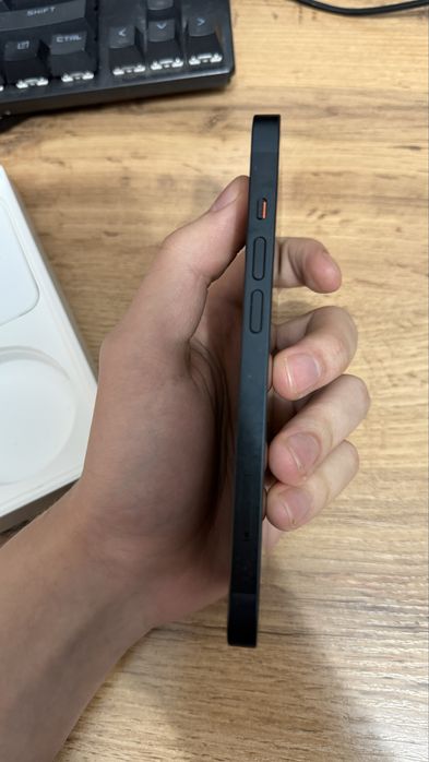 Продам iPhone 14, 128 гб, 89%