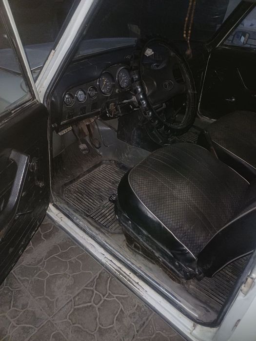 ВАЗ 21011 сотилади