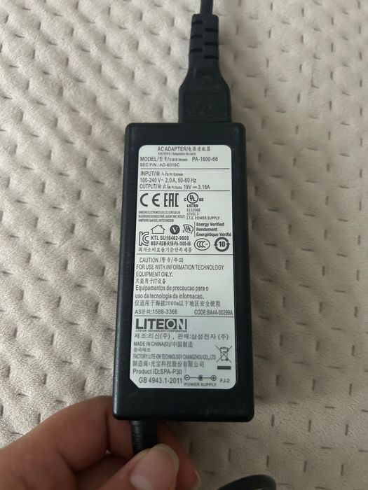 Ноутбук Samsung .