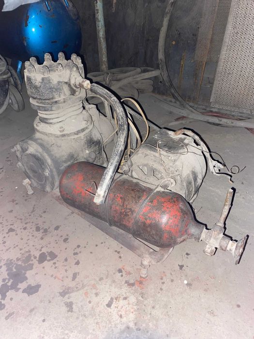 Компрессор маленький