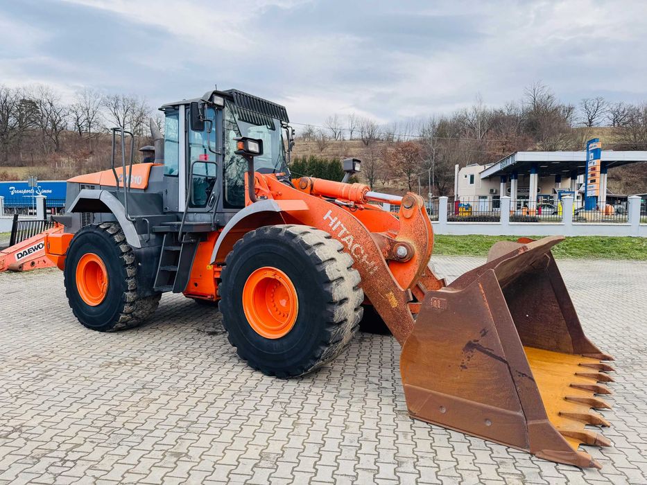 Incarcator frontal Hitachi ZW 310, an 2008, 24.5 tone, cupa 5mc, TOP