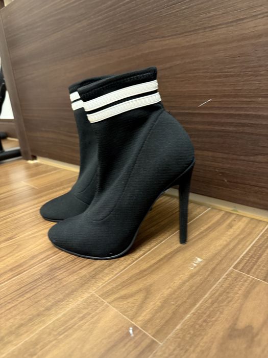 Ботильоны стильные