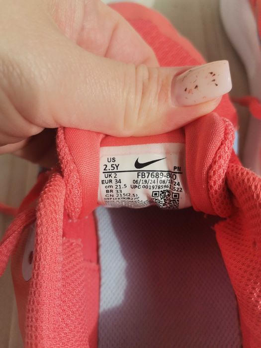 Маратонки Nike 34 номер