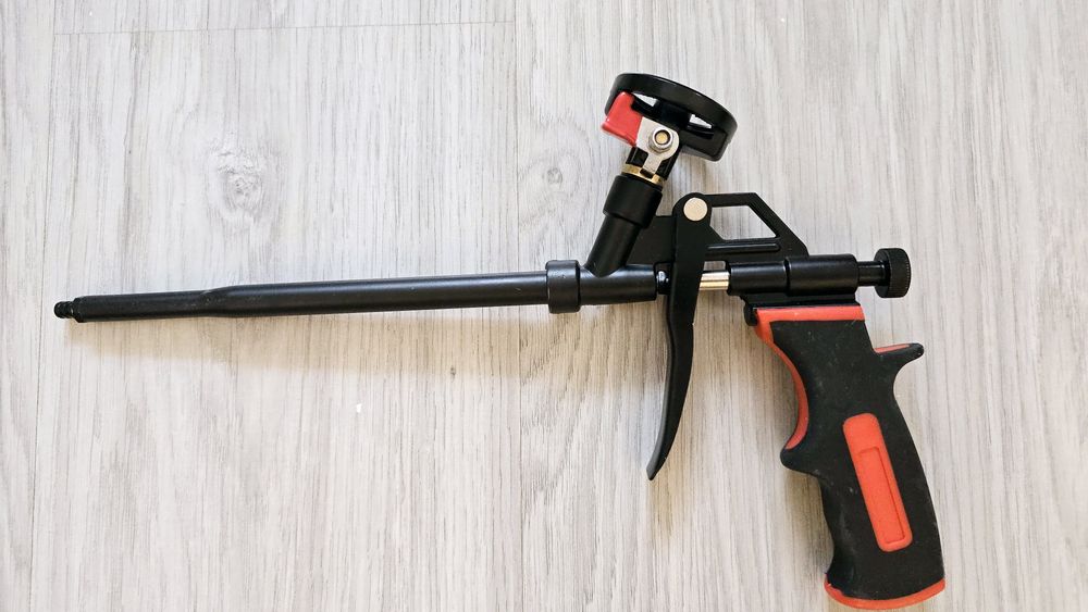 Пистолет для пены (новый)