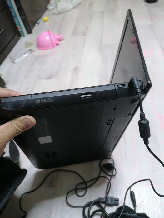Продам ноутбуки SAMSUNG LENOVA