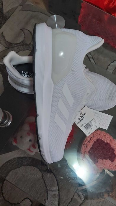Adidasi noi originali