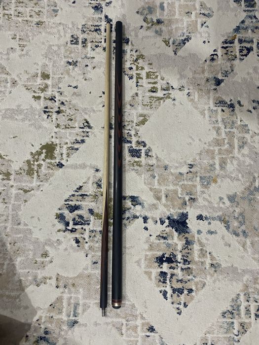 Кий бильярдный.